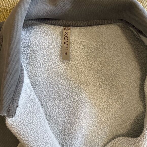 XCVI Sherpa/Suede Moto-Olive
Jacket - Picture 4 of 11